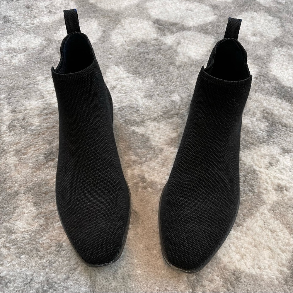 Rothy’s black merino ankle boots, size 8.5